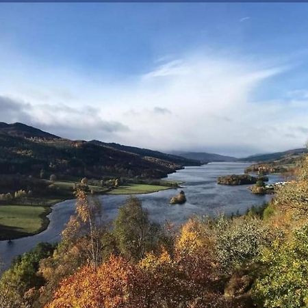 Tummel Valley Holiday Park Tummel Bridge Экстерьер фото